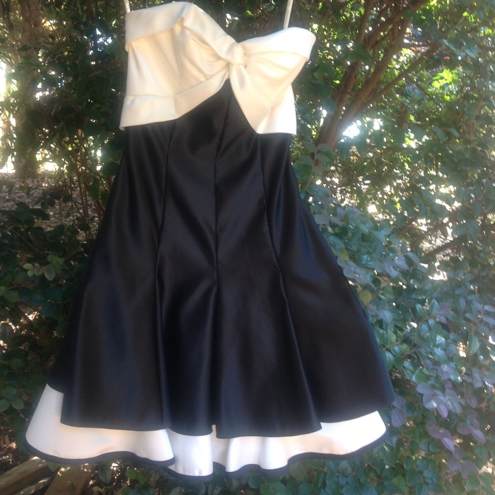 Junior Semi-Formal dress, size 3